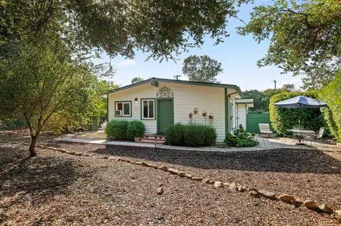 Exterior - 24 La Vuelta Rd, Montecito, CA 93108 photo 11 of 12