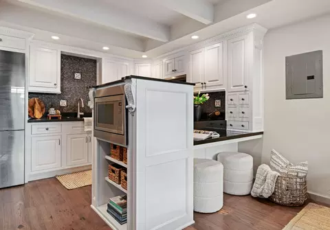 Kitchen - 220 Elm Ave #9, Carpinteria, CA 93013 photo 5 of 5