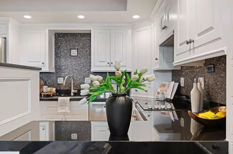 Kitchen - 220 Elm Ave #9, Carpinteria, CA 93013 photo 2 of 5