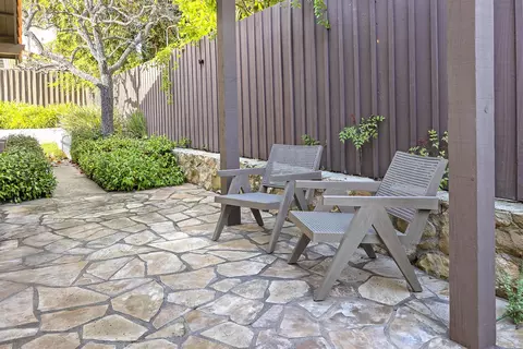 Exterior - 9 E Quinto St, Santa Barbara, CA 93105 photo 4 of 4