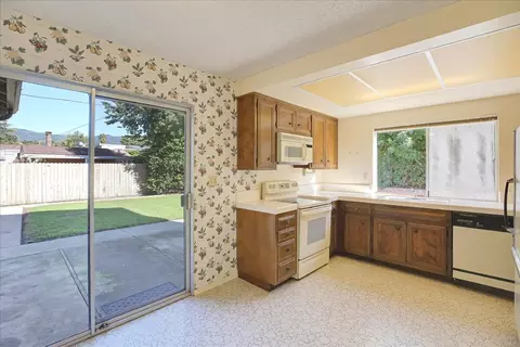 Kitchen - 604 Dara Rd, Goleta, CA 93117 photo 1 of 4
