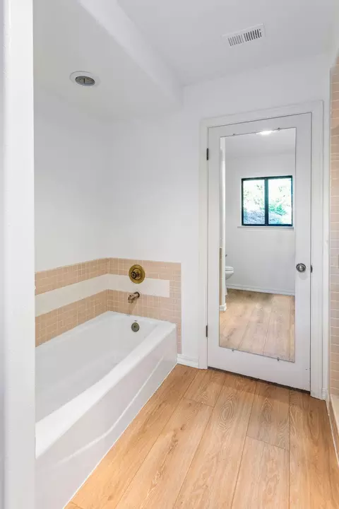 Bath - 665 Hillside Dr, Solvang, CA 93463 photo 3 of 3