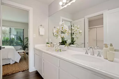 Bath - 3375 Foothill Rd #921, Carpinteria, CA 93013 photo 1 of 2