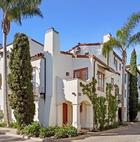 216 Santa Barbara St #C, Santa Barbara, CA 93101