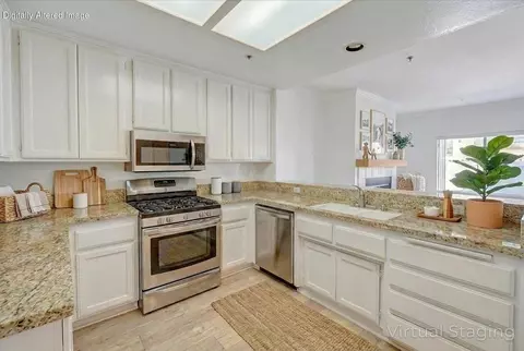 Kitchen - 4501 Carpinteria #C, Carpinteria, CA 93013 photo 1 of 4