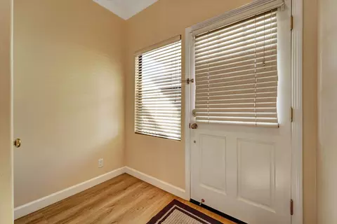 Entry Way - 4501 Carpinteria #C, Carpinteria, CA 93013 photo 2 of 6