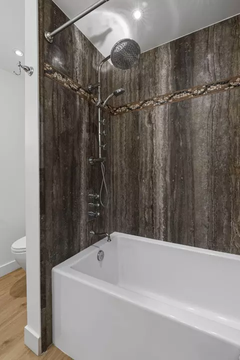 Bath - 1867 Ringsted Dr, Solvang, CA 93463 photo 4 of 6