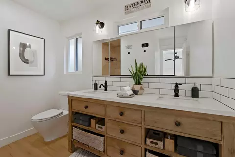 Bath - 1867 Ringsted Dr, Solvang, CA 93463 photo 1 of 6