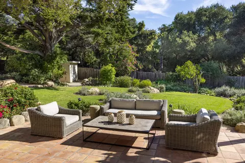 Exterior - 2795 E Valley Rd, Montecito, CA 93108 photo 9 of 11