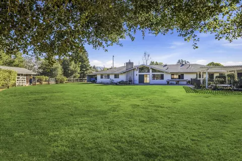 Exterior - 926 Ranch View Ln, Solvang, CA 93463 photo 7 of 11