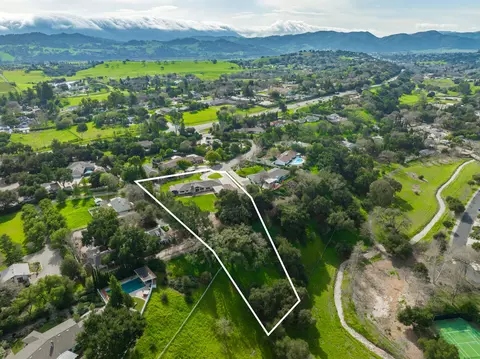 View/Area - 926 Ranch View Ln, Solvang, CA 93463 photo 6 of 8