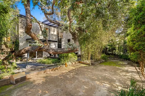 Exterior - 1125 High Rd, Montecito, CA 93108 photo 11 of 13