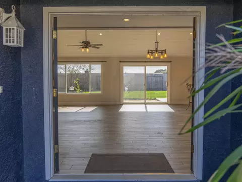 Entry Way - 232 Vega Ave, Lompoc, CA 93436 photo 1 of 3