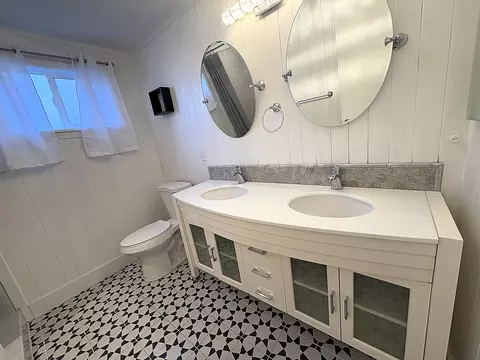 Bath - 232 Vega Ave, Lompoc, CA 93436 photo 3 of 6