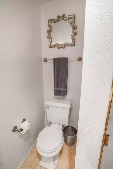Bath - 3375 Foothill Rd UNIT 1132, Carpinteria, CA 93013 photo 4 of 7