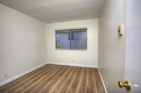 Bedroom - 5945 Hickory #4, Carpinteria, CA 93013 photo 2 of 3