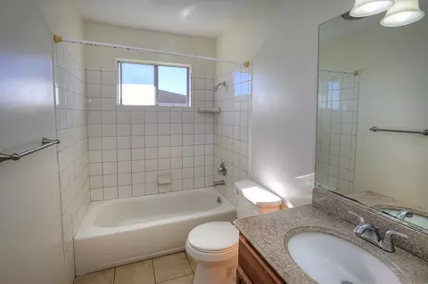 Bath - 5945 Hickory #4, Carpinteria, CA 93013 photo 1 of 1