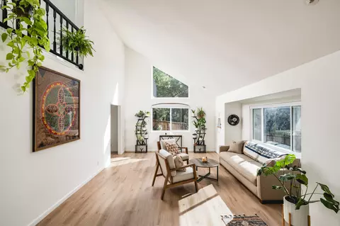 4856 Glenn Rd, Santa Barbara, CA 93105