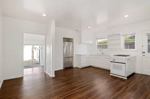 876 Elm Ave, Carpinteria, CA 93013 photo 12