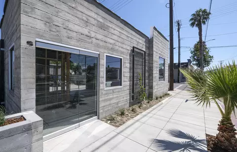 Exterior - 706-708 E Haley St, Santa Barbara, CA 93103 photo 5 of 7