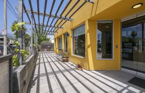 Exterior - 706-708 E Haley St, Santa Barbara, CA 93103 photo 2 of 7
