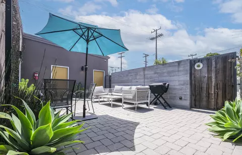 Exterior - 706-708 E Haley St, Santa Barbara, CA 93103 photo 7 of 7