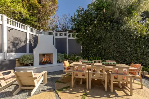 Exterior - 420 Seaview Rd, Montecito, CA 93108 photo 5 of 6