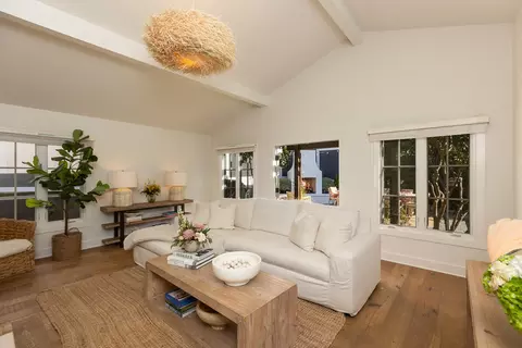 Living - 420 Seaview Rd, Montecito, CA 93108 photo 2 of 2