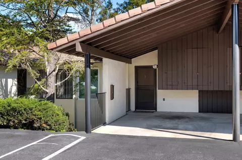 946 Miramonte Dr #3, Santa Barbara, CA 93109