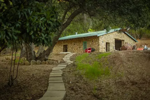 1519 Ayers Ave, Ojai, CA 93023 photo 23