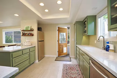 Kitchen - 590 Pine St, Solvang, CA 93463 photo 2 of 2