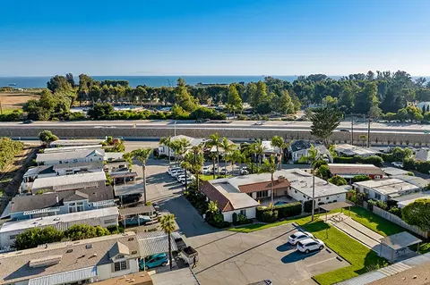 5750 Via Real UNIT 204, Carpinteria, CA 93013