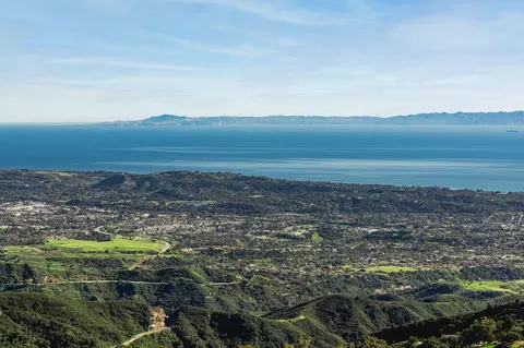 4825 Rim Rd, Santa Barbara, CA 93105