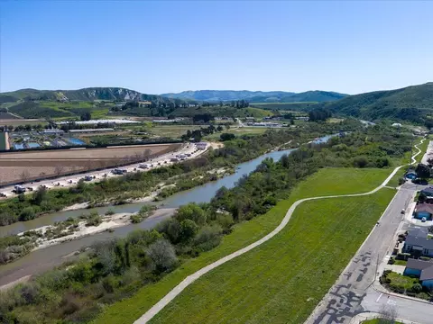 View/Area - 1704 E Nectarine Ave, Lompoc, CA 93436 photo 3 of 4