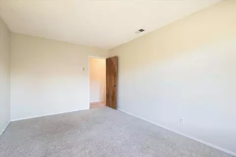 Bedroom - 1704 E Nectarine Ave, Lompoc, CA 93436 photo 3 of 6