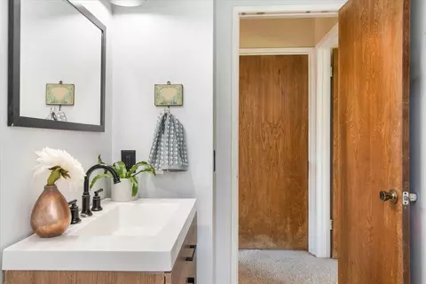 Bath - 1704 E Nectarine Ave, Lompoc, CA 93436 photo 4 of 4