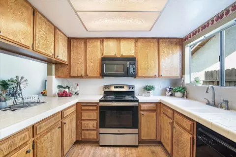 Kitchen - 1704 E Nectarine Ave, Lompoc, CA 93436 photo 1 of 2