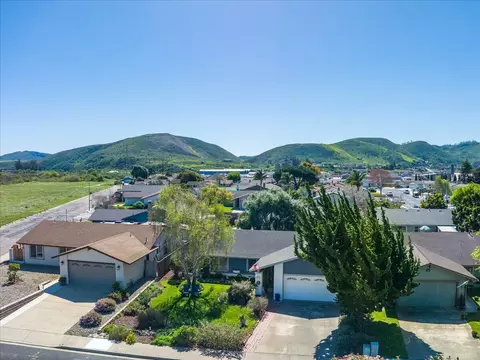 View/Area - 1704 E Nectarine Ave, Lompoc, CA 93436 photo 1 of 4