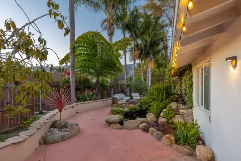 Exterior - 5402 Cameo Rd, Carpinteria, CA 93013 photo 3 of 10