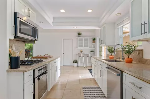 665 Shaw St, Los Alamos, CA 93440