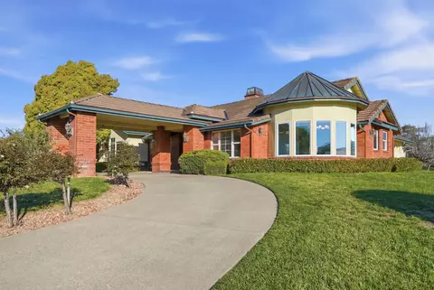 Exterior - 312 Freya Dr, Solvang, CA 93463 photo 6 of 13