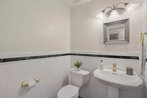 Bath - 312 Freya Dr, Solvang, CA 93463 photo 3 of 5