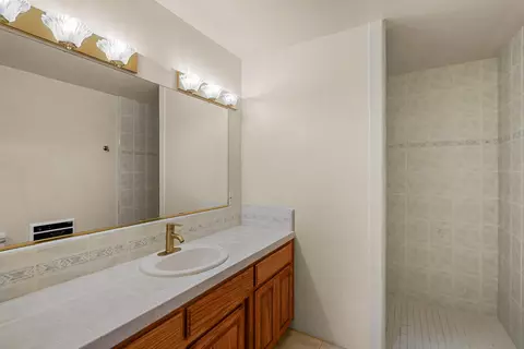 Bath - 312 Freya Dr, Solvang, CA 93463 photo 4 of 5