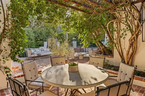 Exterior - 1284 Mesa Rd, Montecito, CA 93108 photo 6 of 9