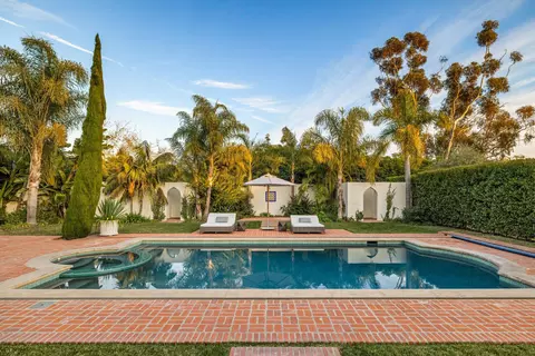 Exterior - 1284 Mesa Rd, Montecito, CA 93108 photo 8 of 9