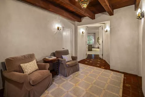 Entry Way - 1284 Mesa Rd, Montecito, CA 93108 photo 2 of 3