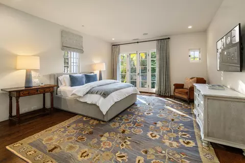 Bedroom - 1284 Mesa Rd, Montecito, CA 93108 photo 3 of 5