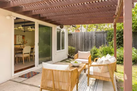 Exterior - 5474 Berkeley Rd, Santa Barbara, CA 93111 photo 5 of 10