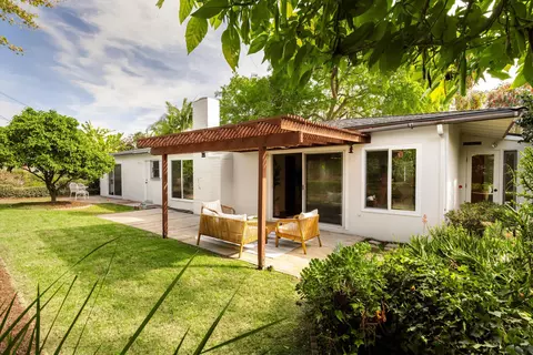 Exterior - 5474 Berkeley Rd, Santa Barbara, CA 93111 photo 7 of 10