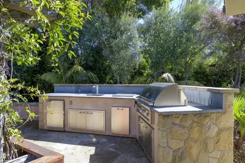 Kitchen - 1122 Camino Viejo Rd, Santa Barbara, CA 93108 photo 5 of 5